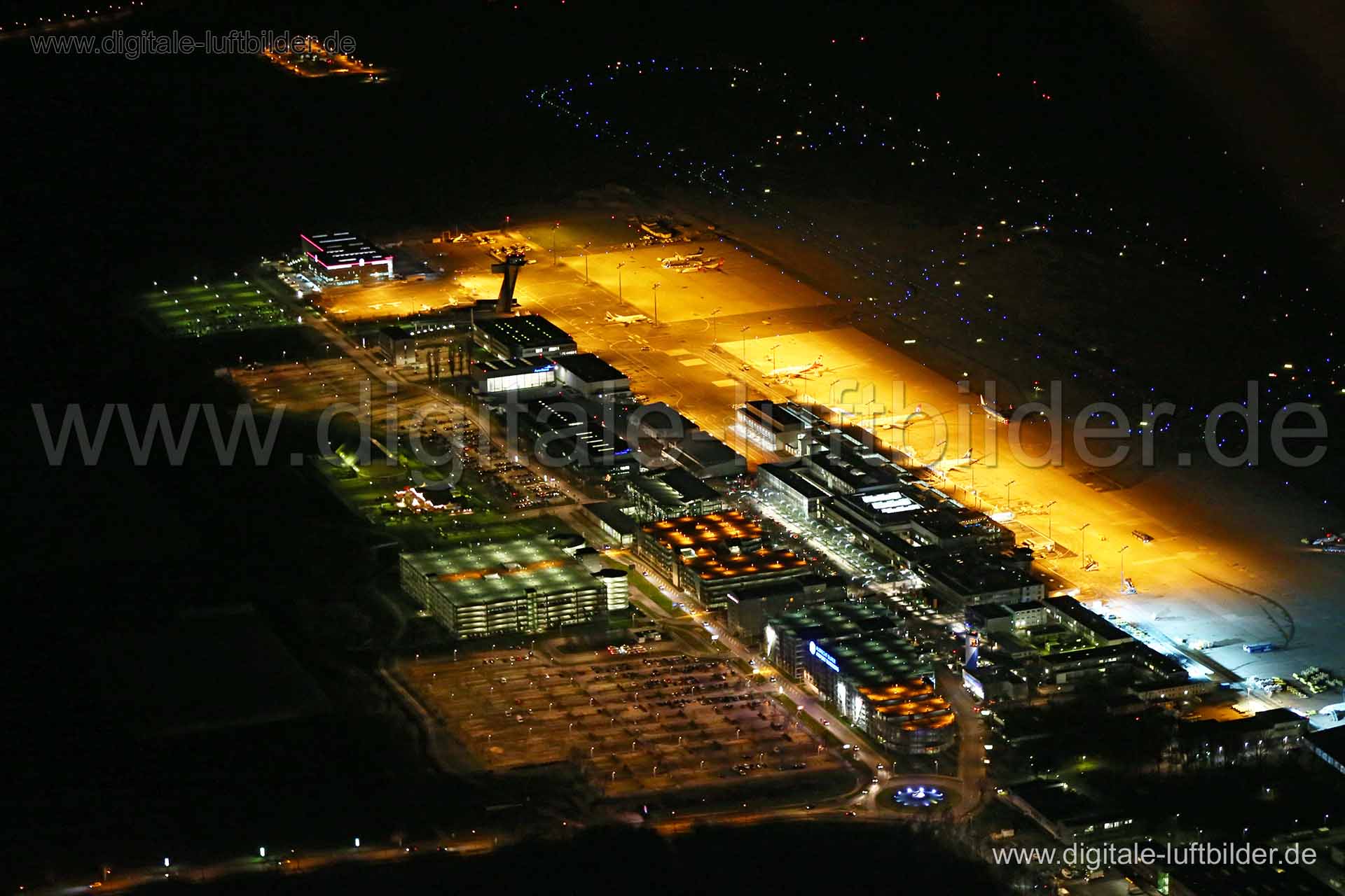 Luftaufnahme Flughafen in Nürnberg | Mittelfranken, Bayern