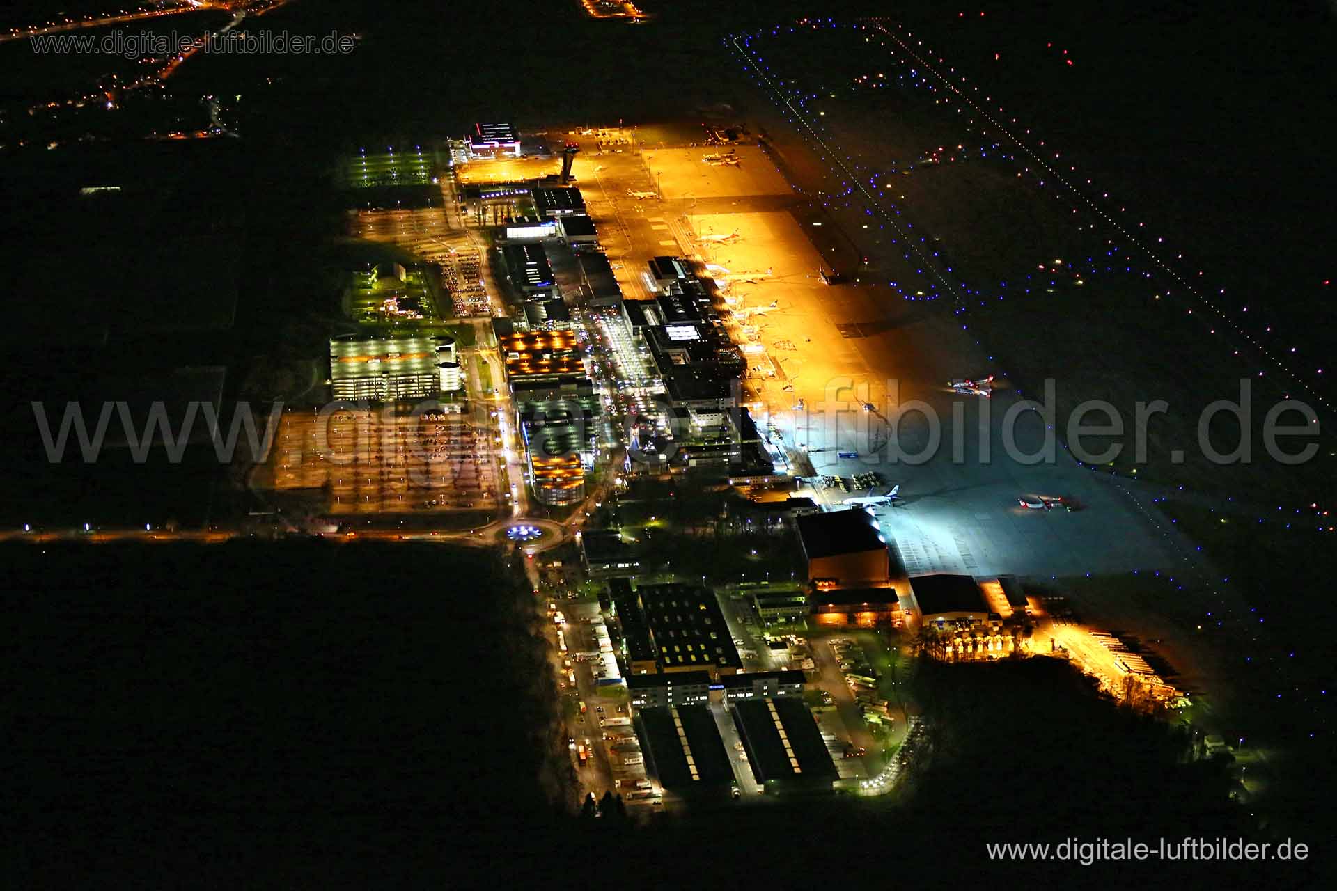 Luftaufnahme Flughafen in Nürnberg | Mittelfranken, Bayern