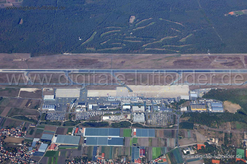 Luftaufnahme Flughafen in Nürnberg | Mittelfranken, Bayern