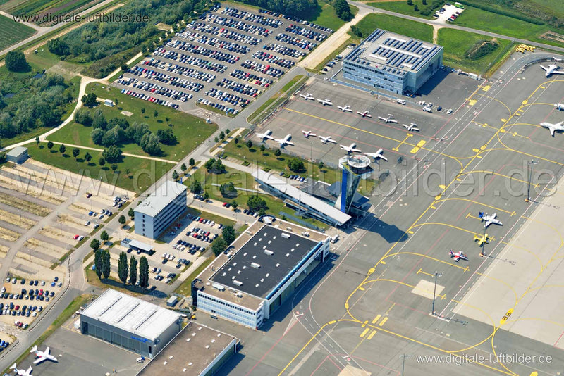 Luftaufnahme Flughafen in Nürnberg | Mittelfranken, Bayern
