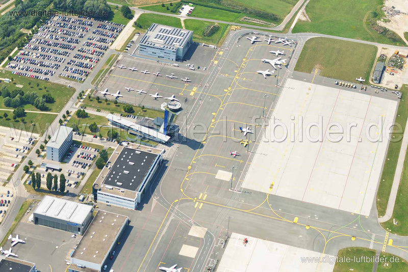 Luftaufnahme Flughafen in Nürnberg | Mittelfranken, Bayern
