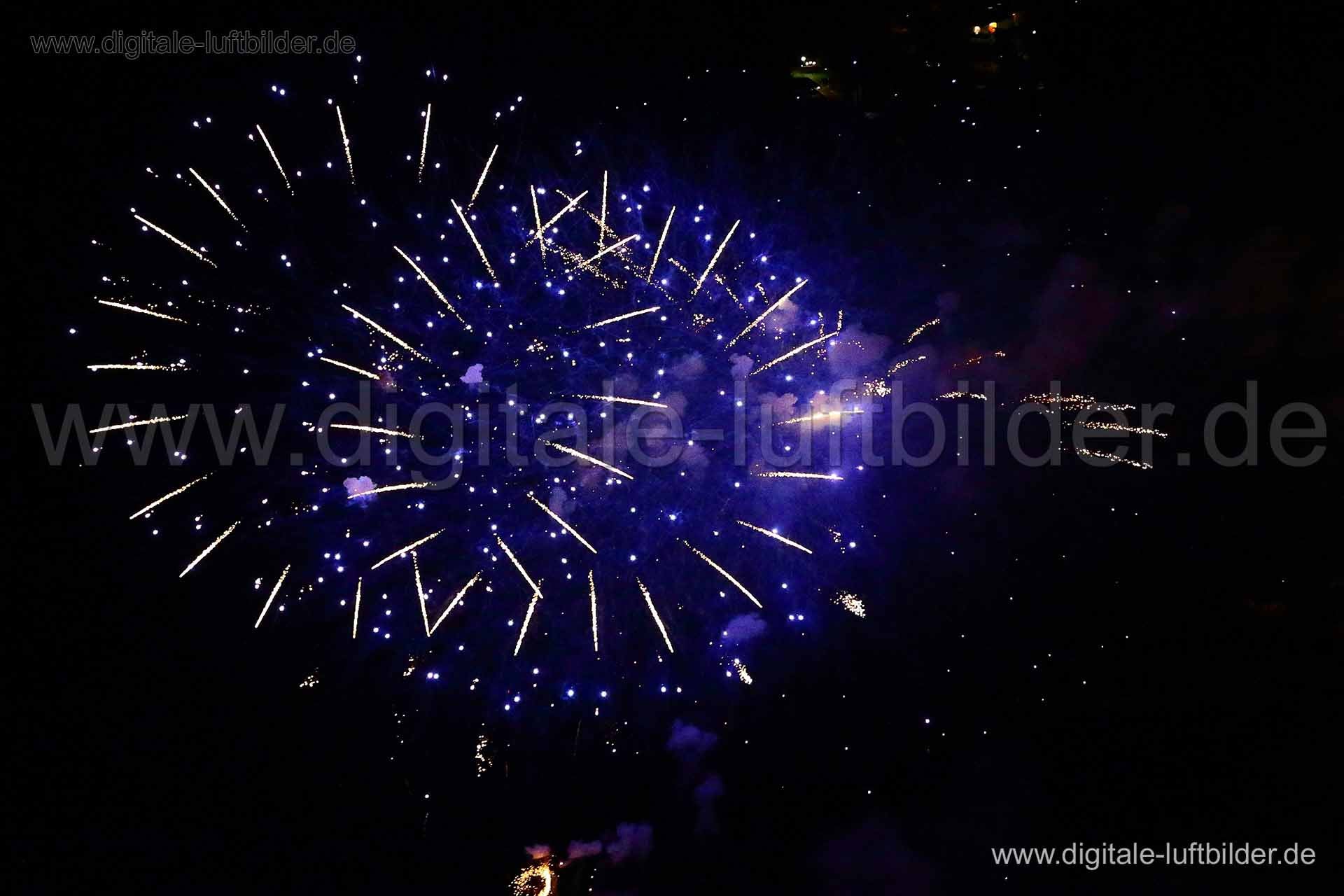 Luftaufnahme Frühlingsfest - Feuerwerk in Nürnberg | Mittelfranken, Bayern