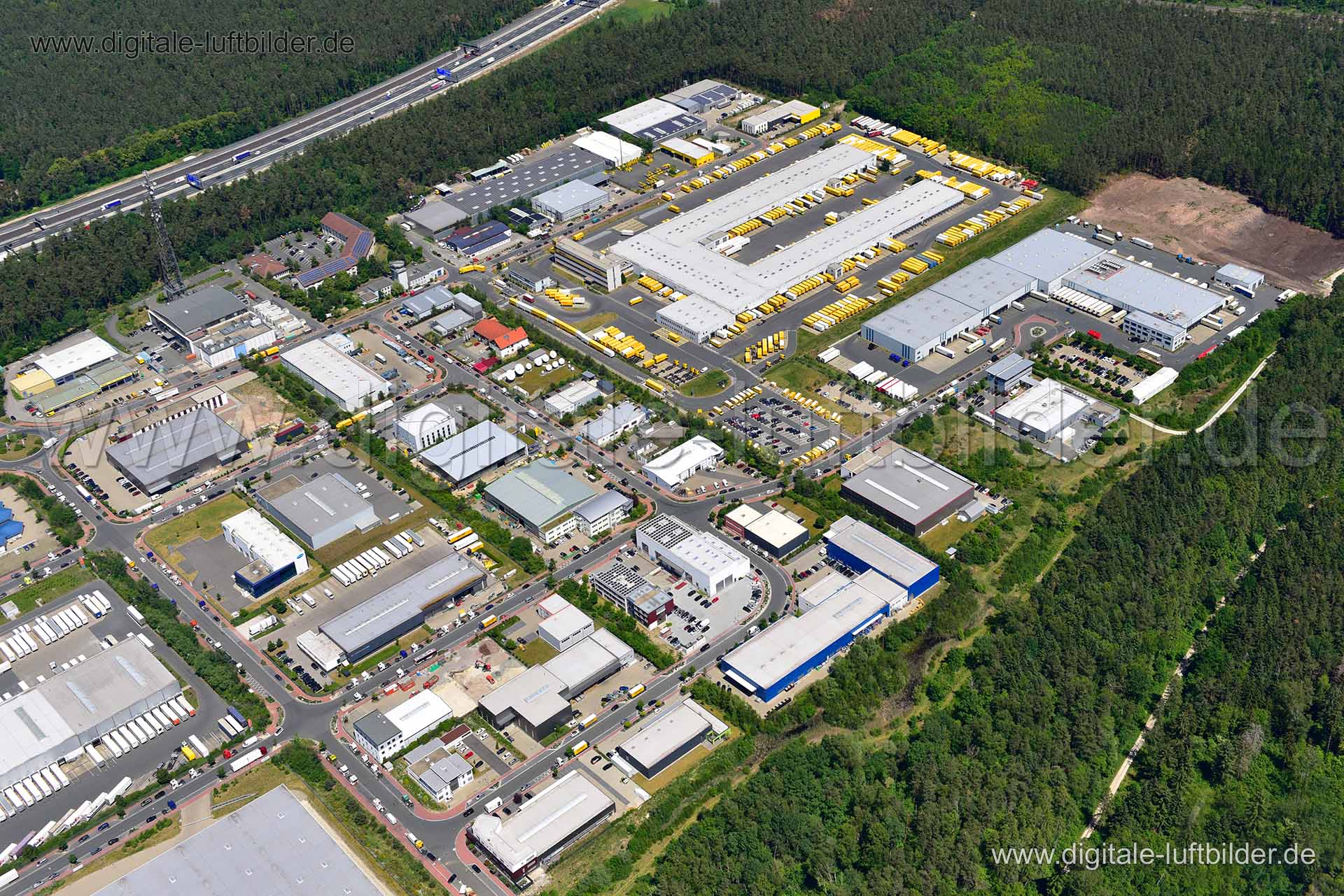 Luftaufnahme Gewerbepark Feucht in Nürnberg | Mittelfranken, Bayern