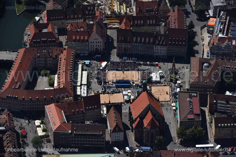 Luftaufnahme Hauptmarkt (Volleyball) in Nürnberg | Mittelfranken, Bayern