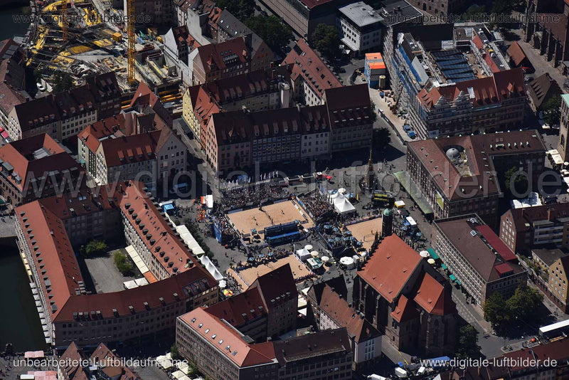 Luftaufnahme Hauptmarkt (Volleyball) in Nürnberg | Mittelfranken, Bayern