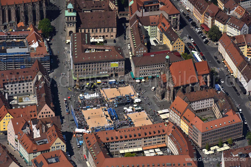 Luftaufnahme Hauptmarkt (Volleyball) in Nürnberg | Mittelfranken, Bayern