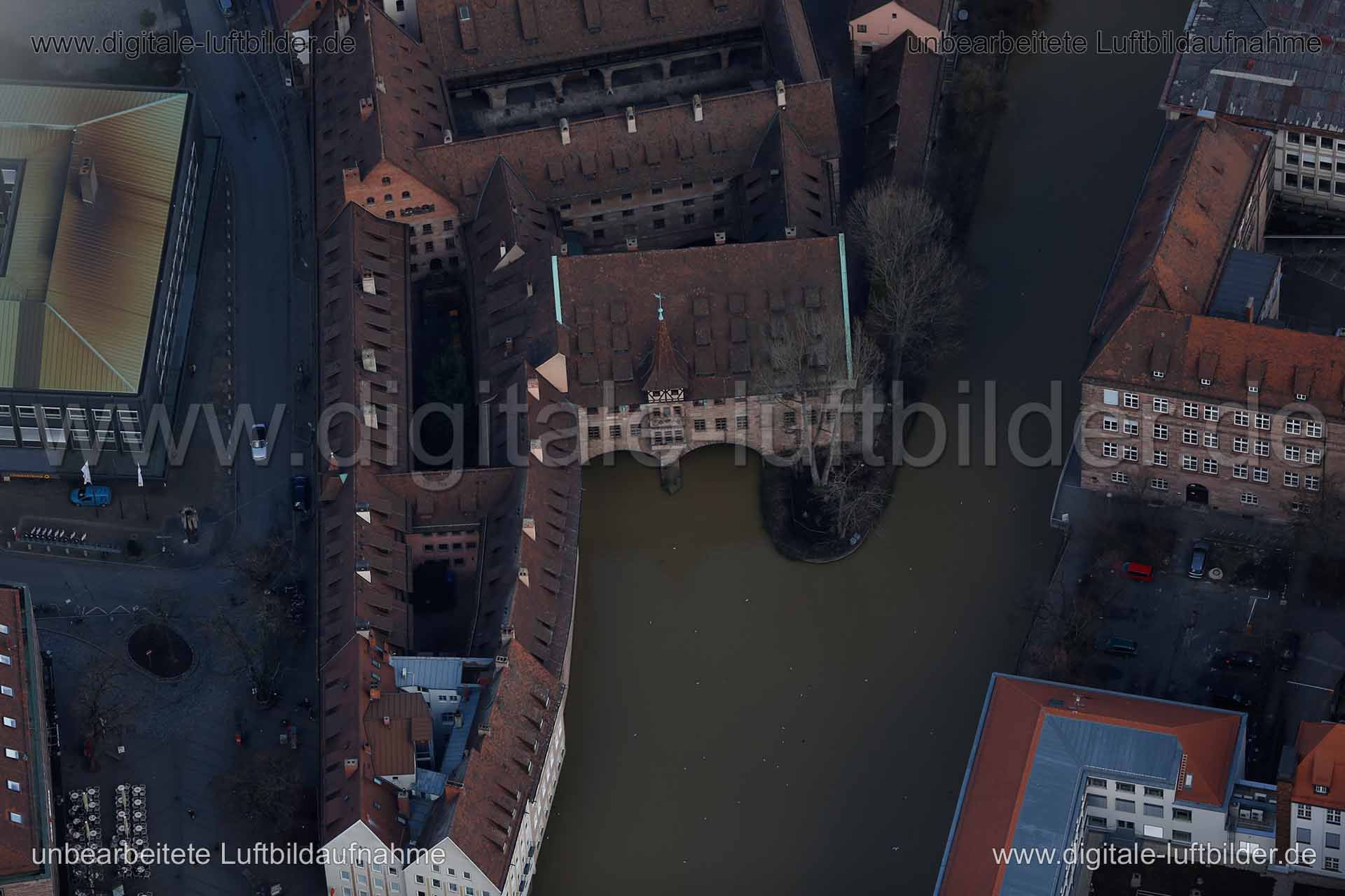 Luftaufnahme Heilig-Geist-Spital in Nürnberg | Mittelfranken, Bayern