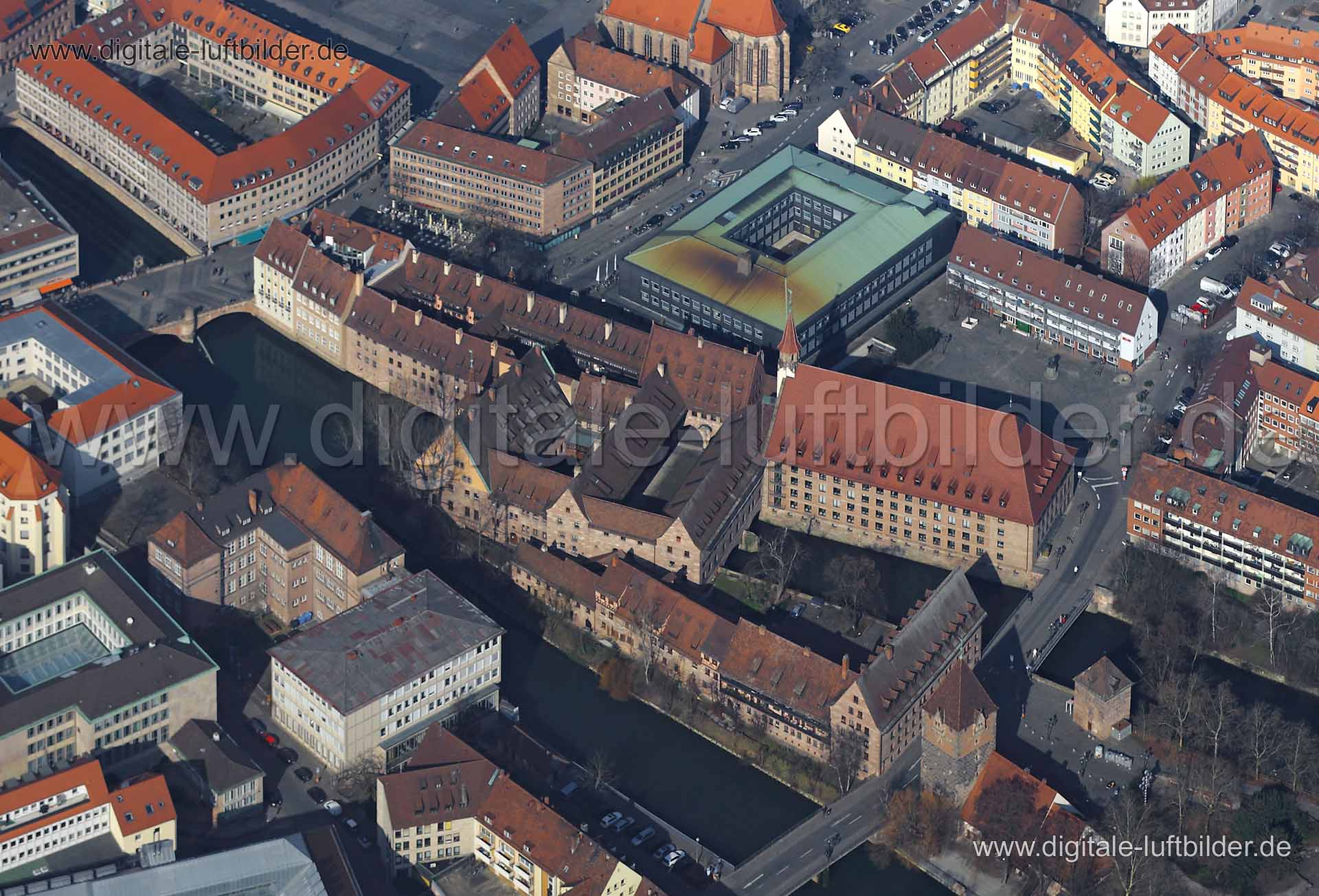 Luftaufnahme Heilig-Geist-Spital in Nürnberg | Mittelfranken, Bayern