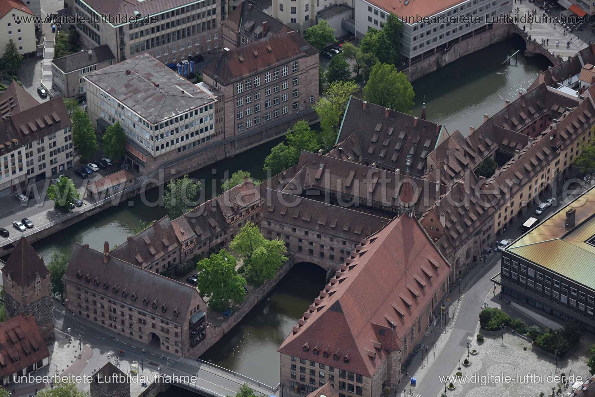 Luftaufnahme Heilig-Geist-Spital in Nürnberg | Mittelfranken, Bayern