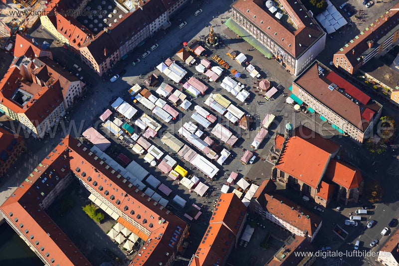 Luftaufnahme Herbstmarkt in Nürnberg | Mittelfranken, Bayern