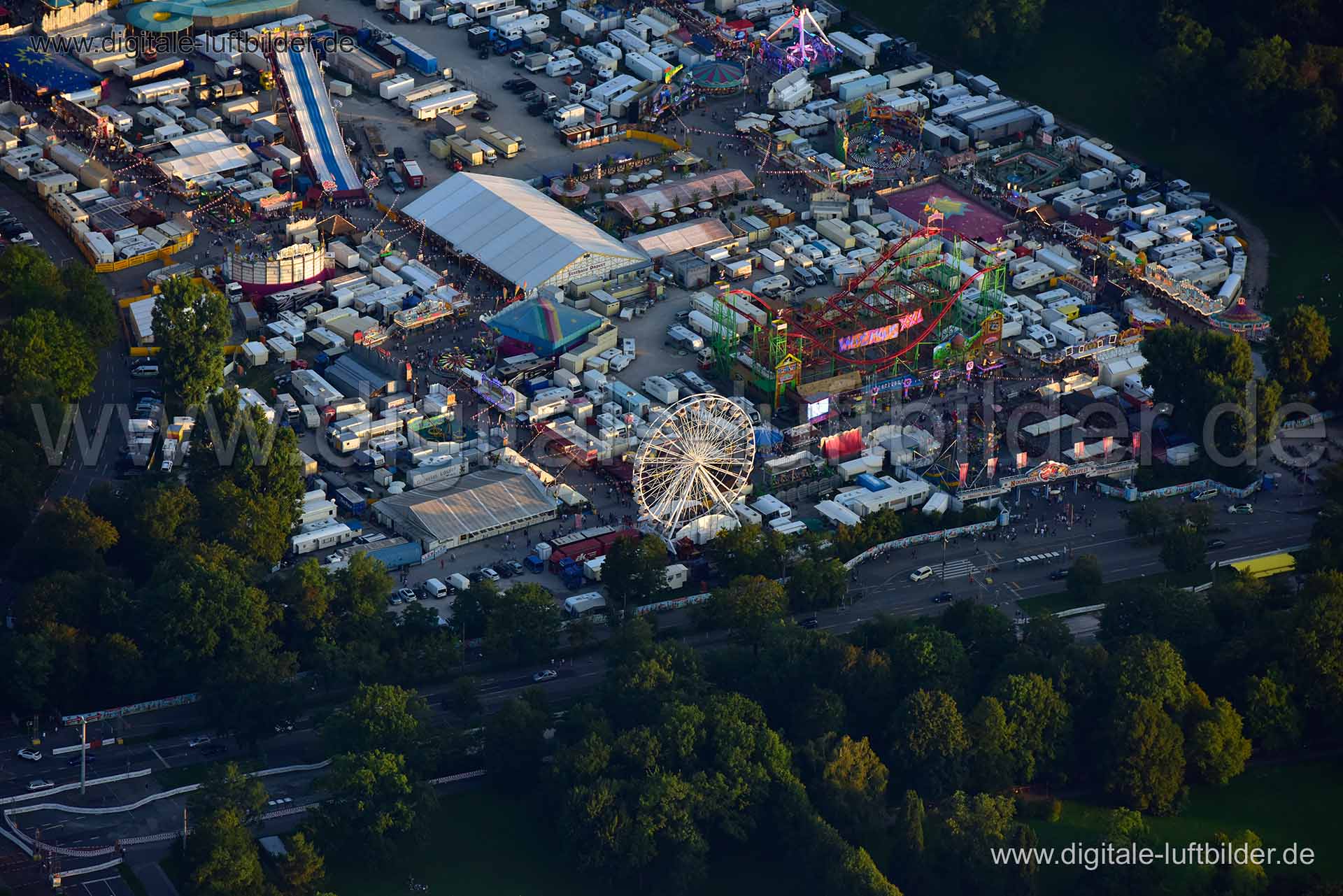 Luftaufnahme Herbstvolksfest in Nürnberg | Mittelfranken, Bayern