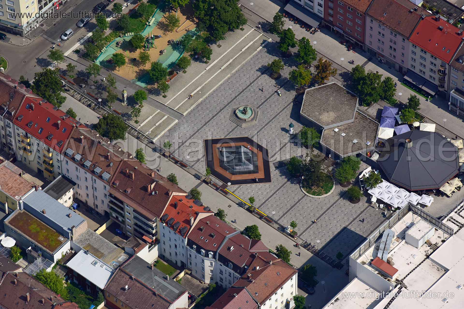 Luftaufnahme Kunstbrunnen am Aufseßplatz in Nürnberg | Mittelfranken, Bayern