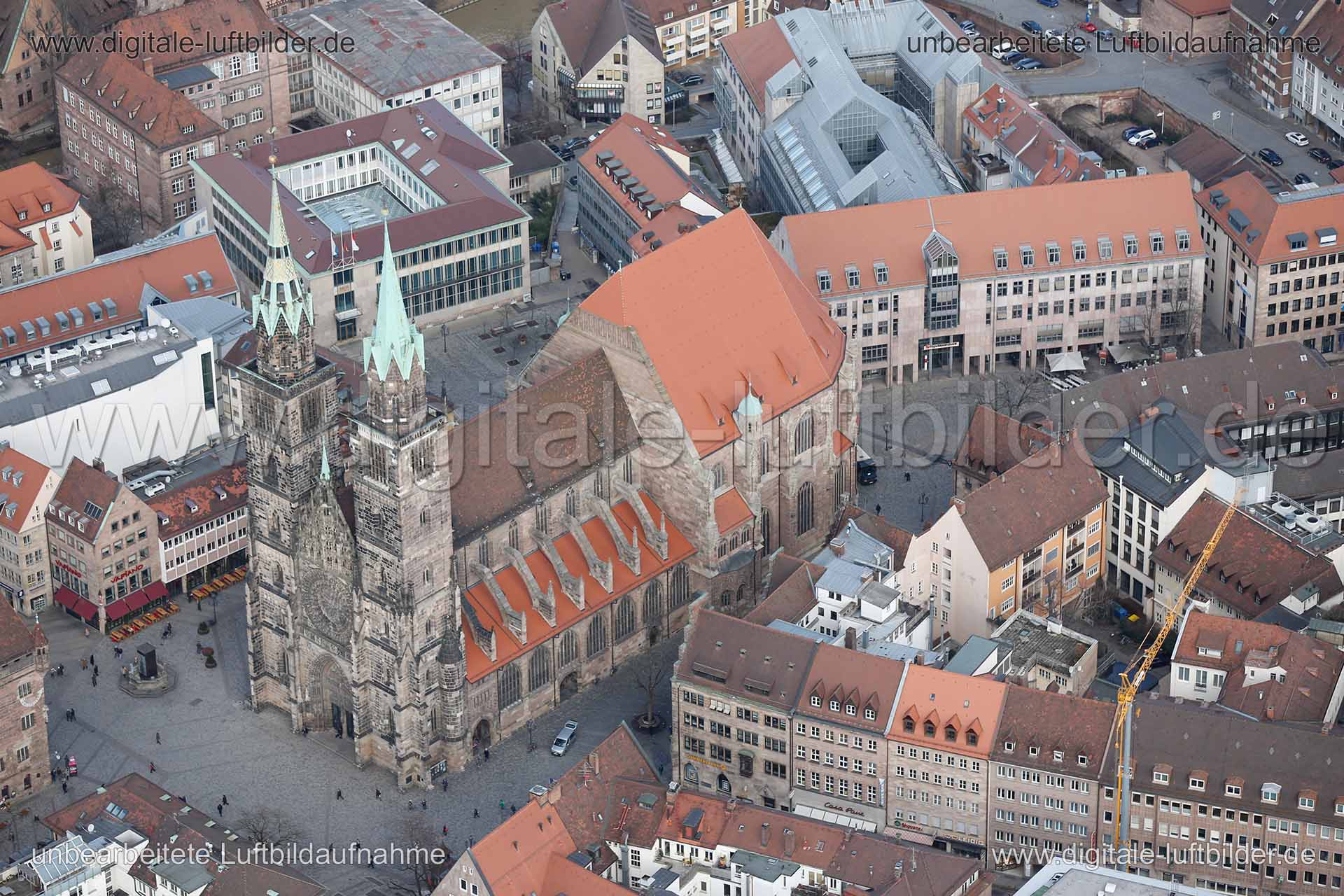 Luftaufnahme Lorenzkirche in Nürnberg | Mittelfranken, Bayern
