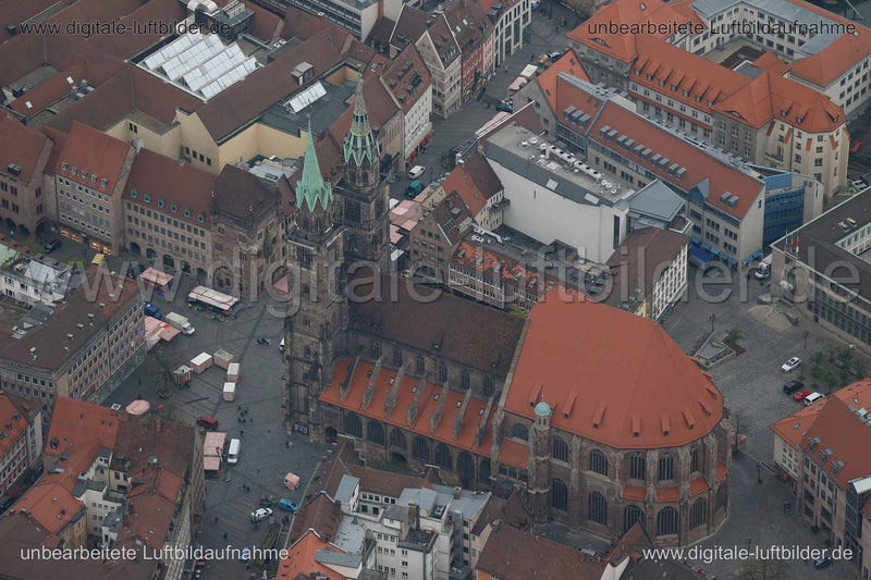 Luftaufnahme Lorenzkirche in Nürnberg | Mittelfranken, Bayern