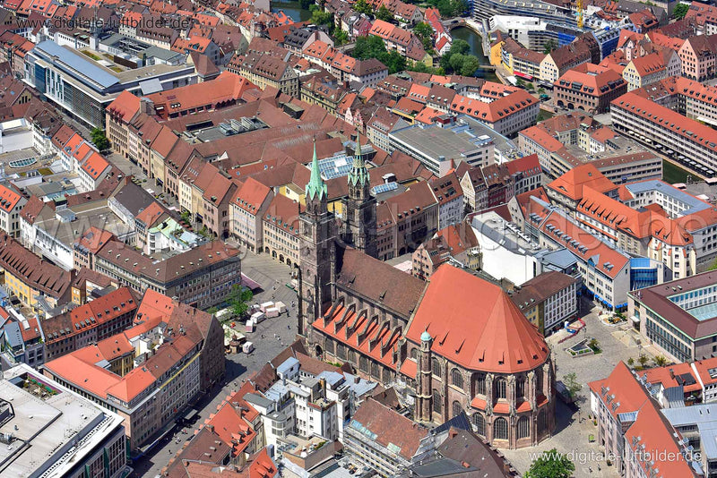 Luftaufnahme Lorenzkirche in Nürnberg | Mittelfranken, Bayern