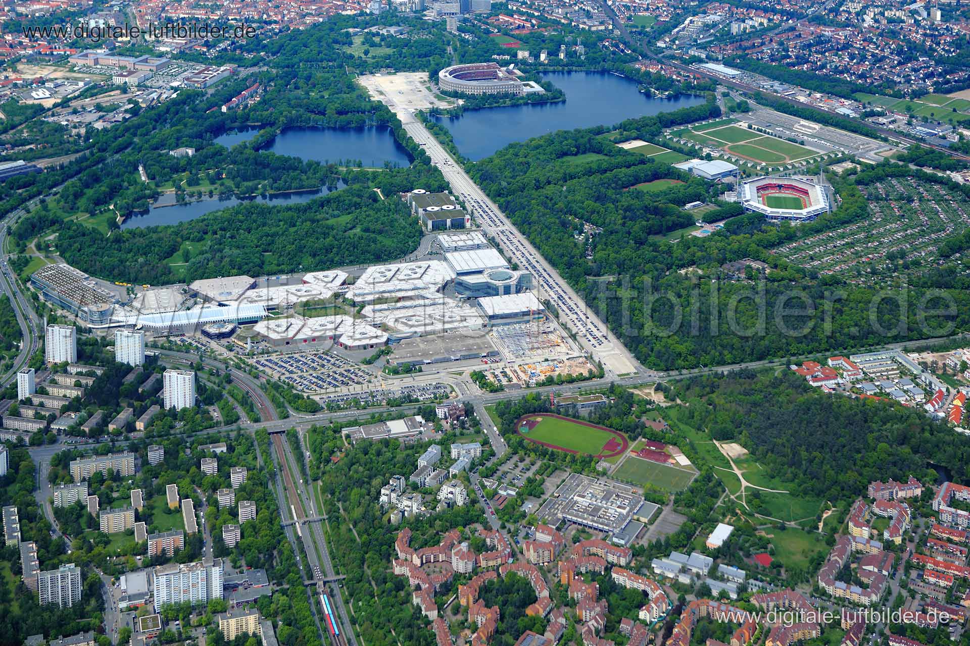 Luftaufnahme Messezentrum und Dutzendteich in Nürnberg | Mittelfranken, Bayern
