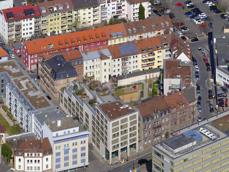 Titel: Reindelstraße, Bildnummer: f471871, Ort / Stadt: Nürnberg, (Land)Kreis: kreisfreie Stadt Nürnberg, Regierungsbezirk: Mittelfranken, Bundesland: Bayern, Aufnahmedatum: 28.03.2022, Schlagwörter: Luftbild, Luftbilder, Luftbildfotografie, Luftaufnahme, Luftbildaufnahme, Luftfoto, Vogelperspektive, Vogelansicht, Deutschland, Flaschenhof, Marienvorstadt, Reindelstraße, Monat: März, Jahreszeit: Frühling, Tageszeit: Mittag / Nachmittag, Jahr: 2022, Flug ID: 20220328, Bildstatus: farblich angepass