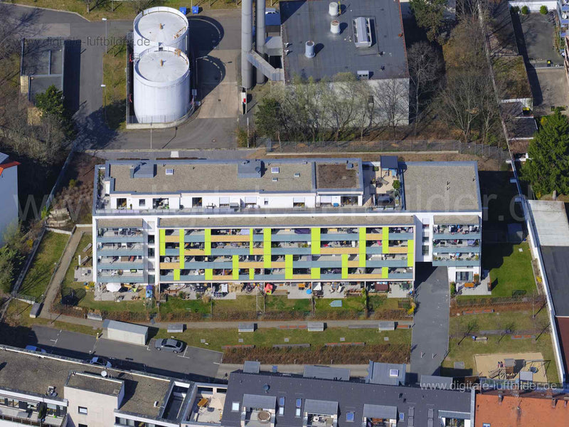 Titel: Rennweg, Bildnummer: f472241, Ort / Stadt: Nürnberg, (Land)Kreis: kreisfreie Stadt Nürnberg, Regierungsbezirk: Mittelfranken, Bundesland: Bayern, Aufnahmedatum: 28.03.2022, Schlagwörter: Luftbild, Luftbilder, Luftbildfotografie, Luftaufnahme, Luftbildaufnahme, Luftfoto, Vogelperspektive, Vogelansicht, Deutschland, Rennweg, Feldgasse, Monat: März, Jahreszeit: Frühling, Tageszeit: Mittag / Nachmittag, Jahr: 2022, Flug ID: 20220328, Bildstatus: farblich angepasst, Bildabmessung: 5879 x 4409
