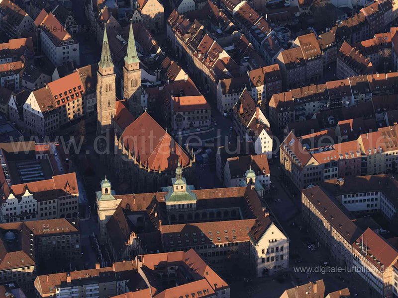 Luftaufnahme Sebalduskirche in Nürnberg | Mittelfranken, Bayern