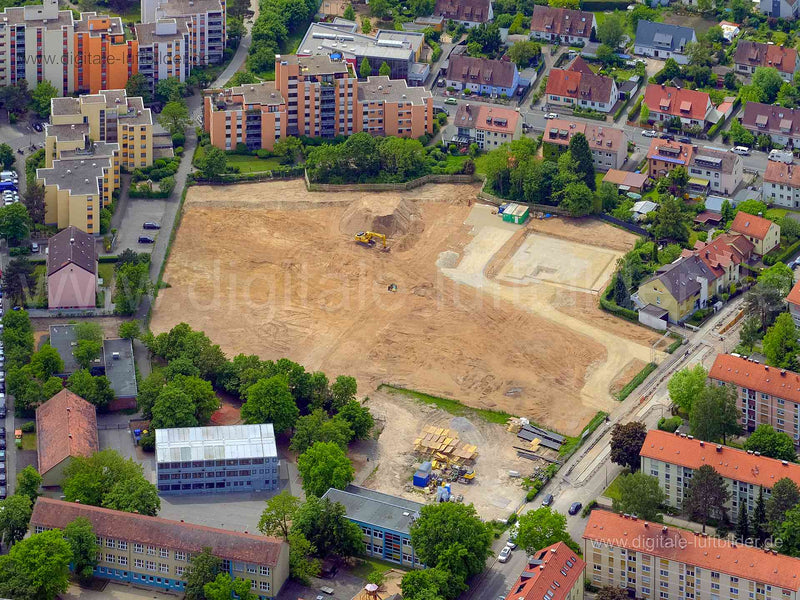 Luftbild - Wallensteinstraße, Ort: Nürnberg, Tags: Dunant Schule, Baustelle, Bauland, Brache, Brachfläche, , Dunantstraße,...
