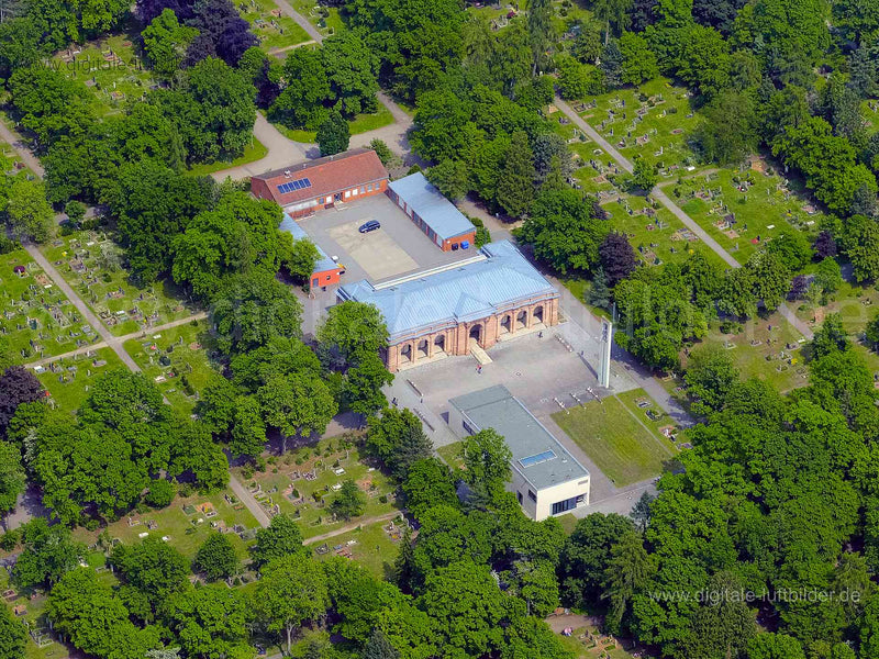 Luftbild - Westfriedhof, Ort: Nürnberg, Tags: Westfriedhof, Friedhof, Alte Aussegnungshalle, Neue Trauerhalle, , , Nordwes...