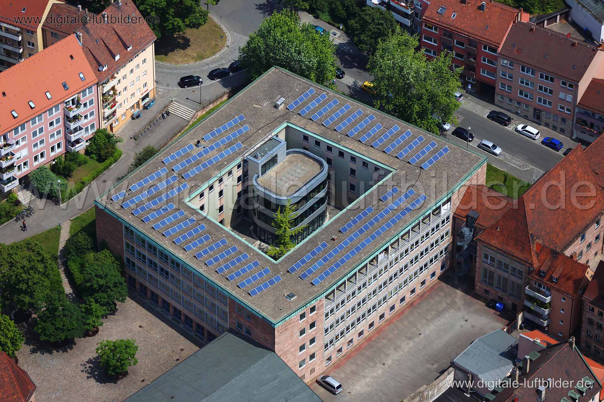 Luftaufnahme Willstätter Gymnasium in Nürnberg | Mittelfranken, Bayern