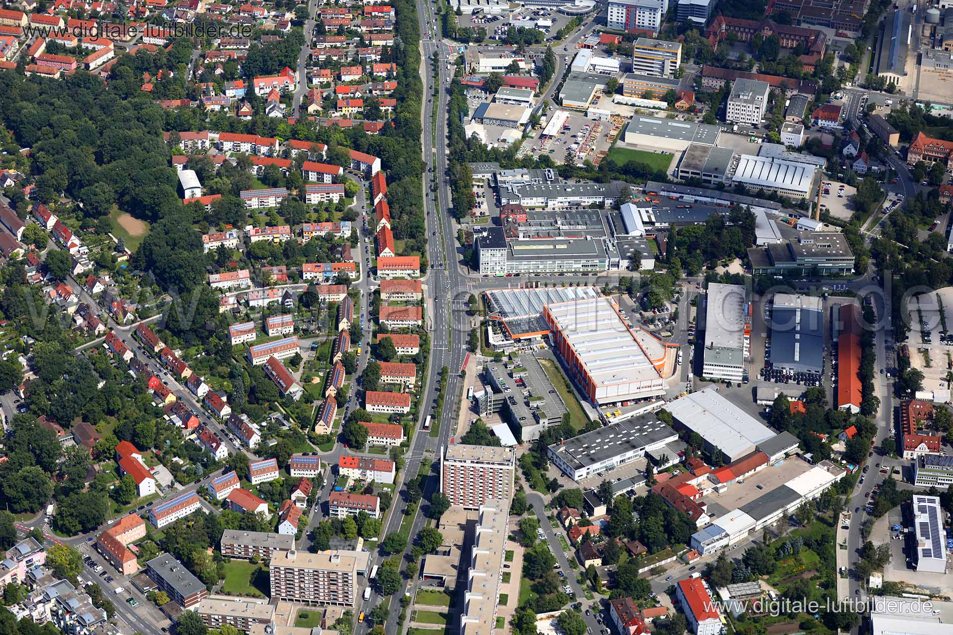 Titel: Ziegelstein, Bildnummer: c240210, Ort / Stadt: Nürnberg, (Land)Kreis: kreisfreie Stadt Nürnberg, Regierungsbezirk: Mittelfranken, Bundesland: Bayern, Aufnahmedatum: 15.08.2017, Schlagwörter: Luftbild, Luftbilder, Luftbildfotografie, Luftaufnahme, Luftbildaufnahme, Luftfoto, Vogelperspektive, Vogelansicht, Deutschland, Schräg- und Senkrecht-Luftaufnahmen, Orthofotografie, Äußere-Bayreuther-Straße, Ziegelstein, Obi, Bessemerstraße, Wissmannstraße, Marloffsteiner Straße, Jungermannstraße, Am