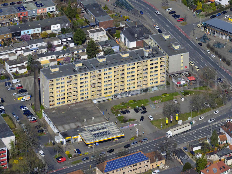 Titel: Ziegelstein, Bildnummer: f472171, Ort / Stadt: Nürnberg, (Land)Kreis: kreisfreie Stadt Nürnberg, Regierungsbezirk: Mittelfranken, Bundesland: Bayern, Aufnahmedatum: 28.03.2022, Schlagwörter: Luftbild, Luftbilder, Luftbildfotografie, Luftaufnahme, Luftbildaufnahme, Luftfoto, Vogelperspektive, Vogelansicht, Deutschland, Ziegelstein, Plattenbau, Ziegelsteinstraße, Monat: März, Jahreszeit: Frühling, Tageszeit: Mittag / Nachmittag, Jahr: 2022, Flug ID: 20220328, Bildstatus: farblich angepasst,