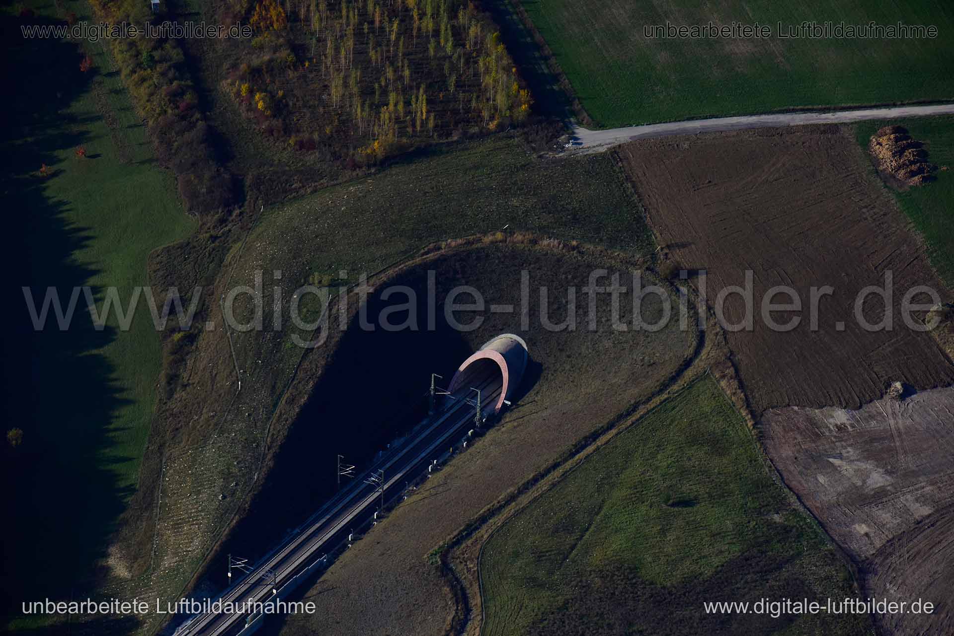 Luftaufnahme Bahntunnel in Oberwohlsbach | Oberfranken, Bayern
