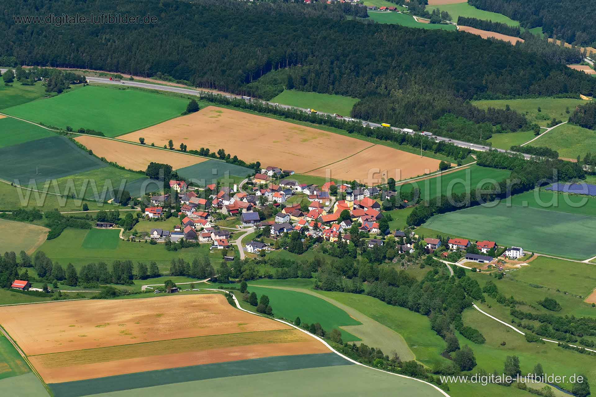 Luftaufnahme Kipfenberg in Parsberg | Oberpfalz, Bayern