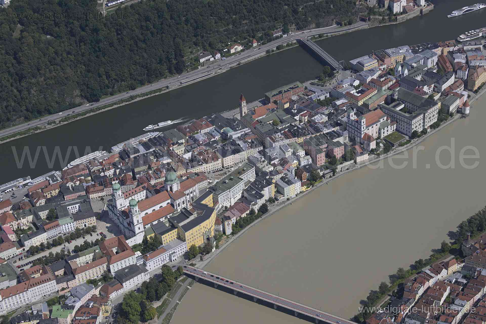 Luftaufnahme Alstadt Passau in Passau | Niederbayern, Bayern