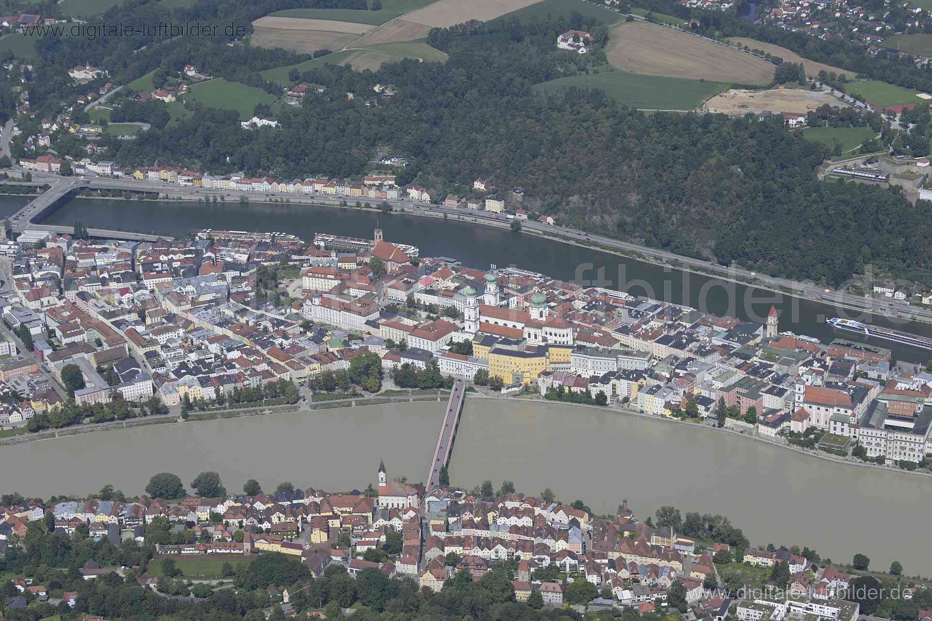 Luftaufnahme Altstadt Passau in Passau | Niederbayern, Bayern
