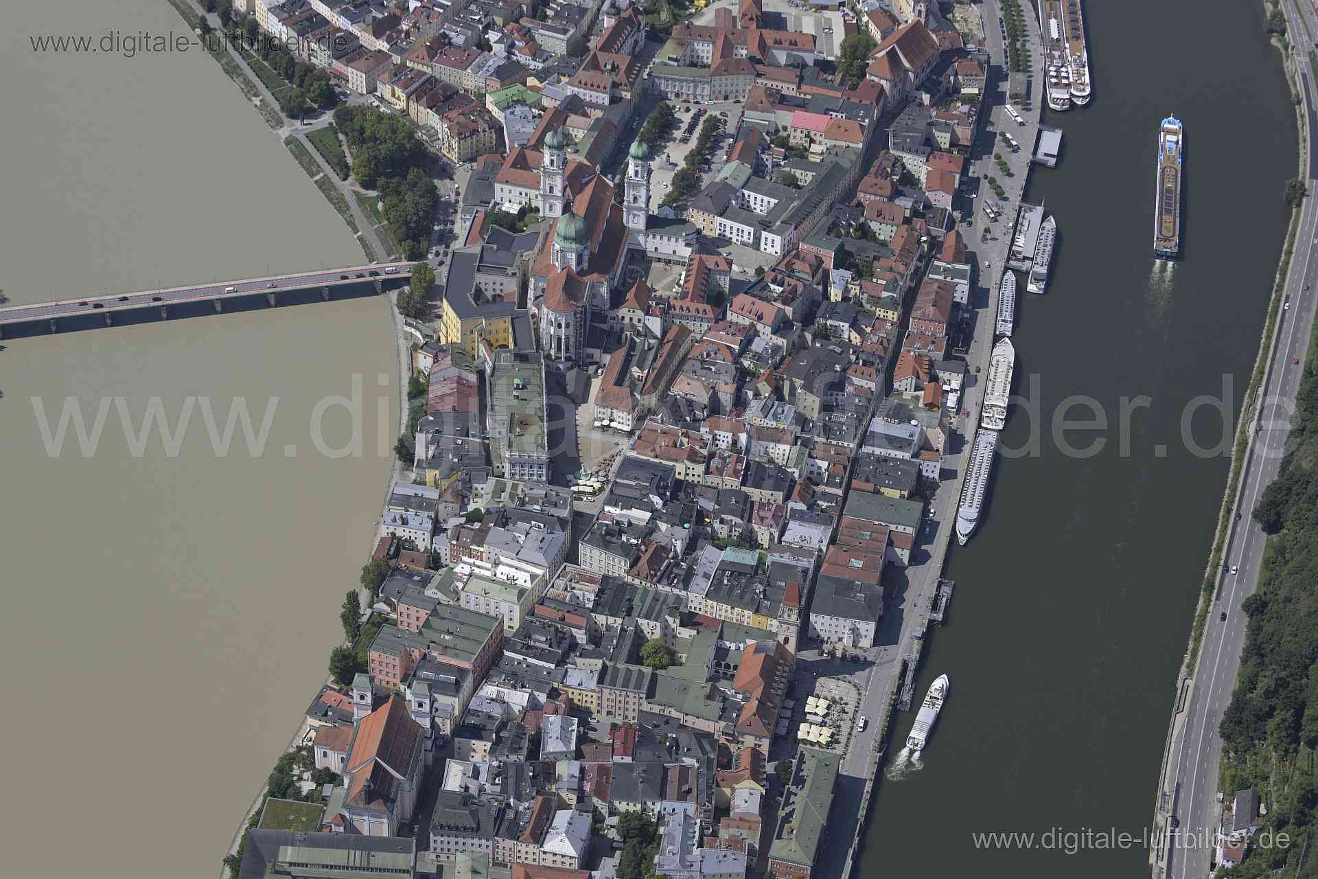 Luftaufnahme Altstadt Passau in Passau | Niederbayern, Bayern