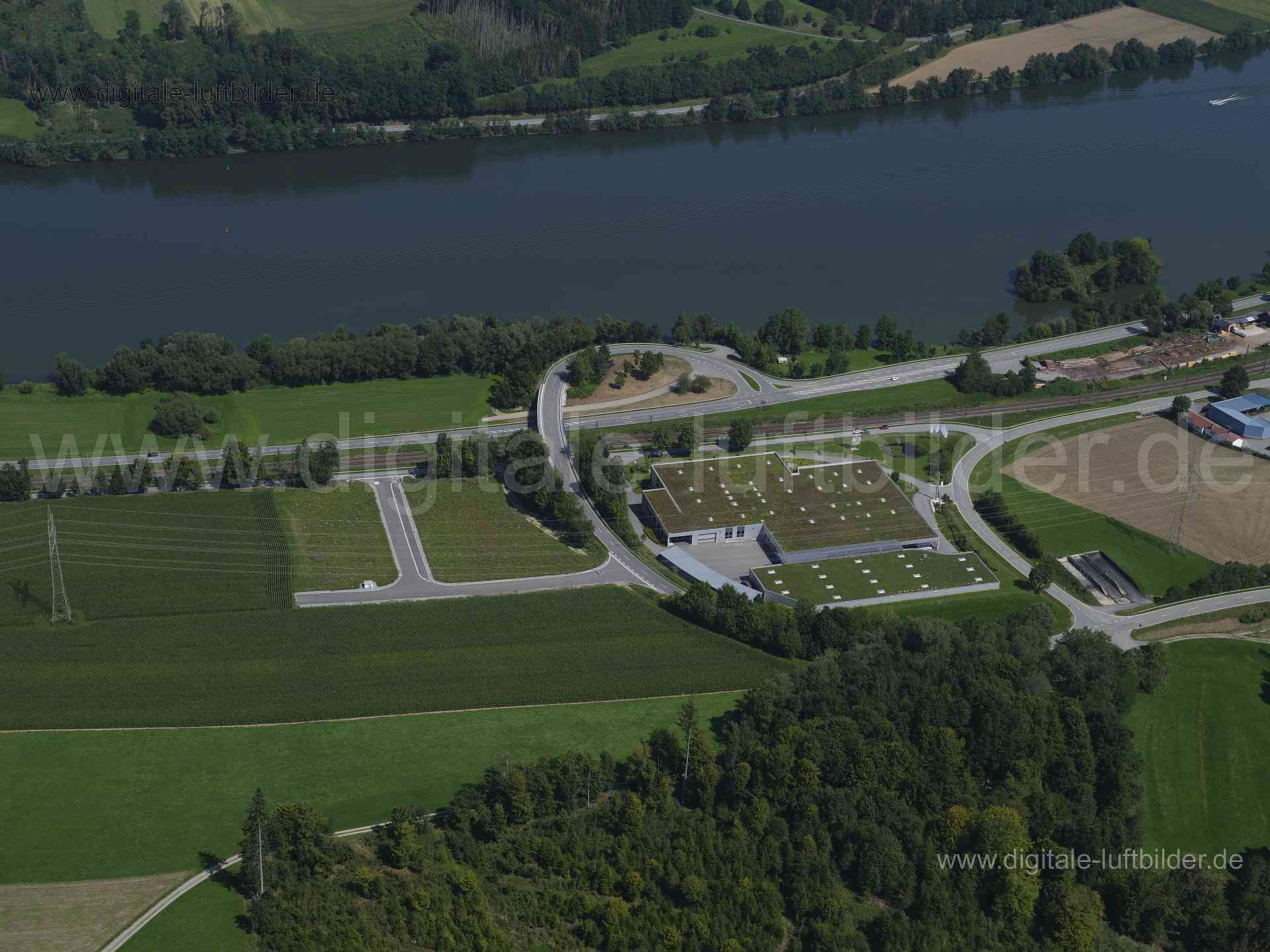 Luftaufnahme Fensterfabrik Niederhofer in Passau | Niederbayern, Bayern