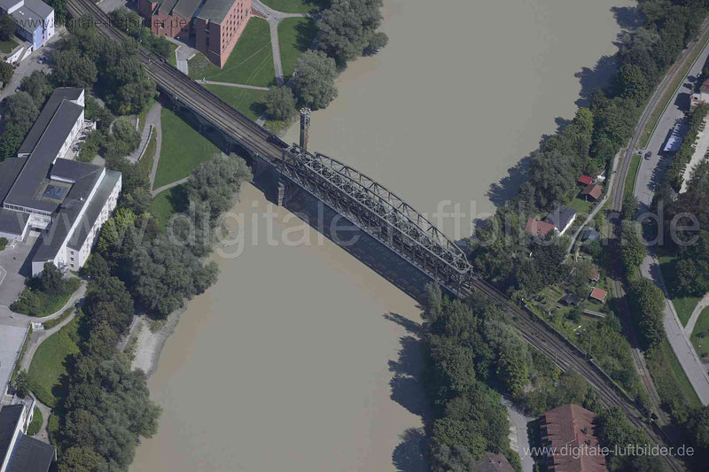 Luftaufnahme Kaiserin-Elisabeth-Brücke in Passau | Niederbayern, Bayern
