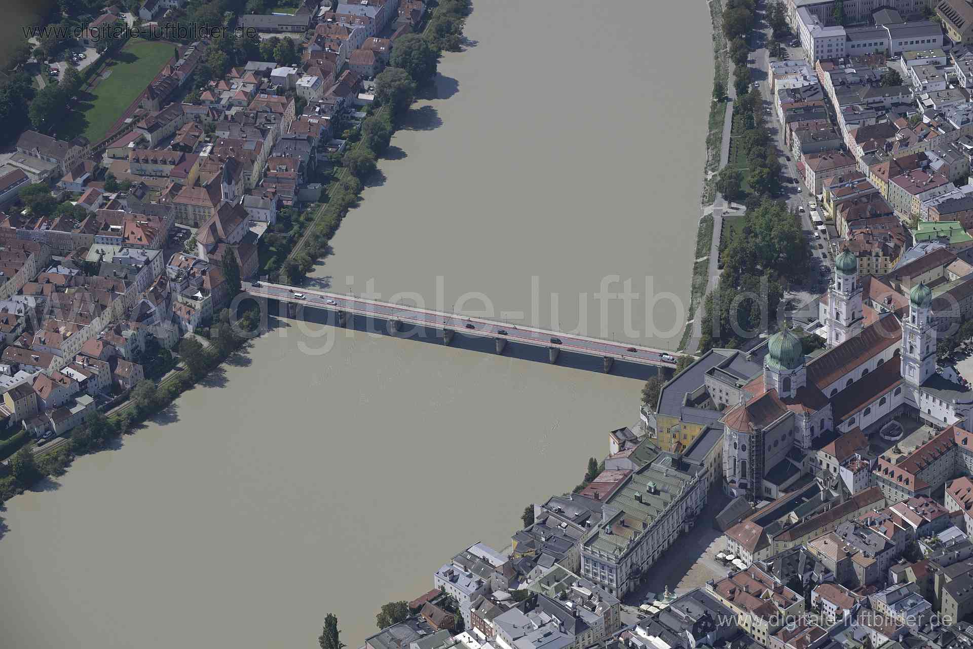 Luftaufnahme Marienbrücke, Passau in Passau | Niederbayern, Bayern