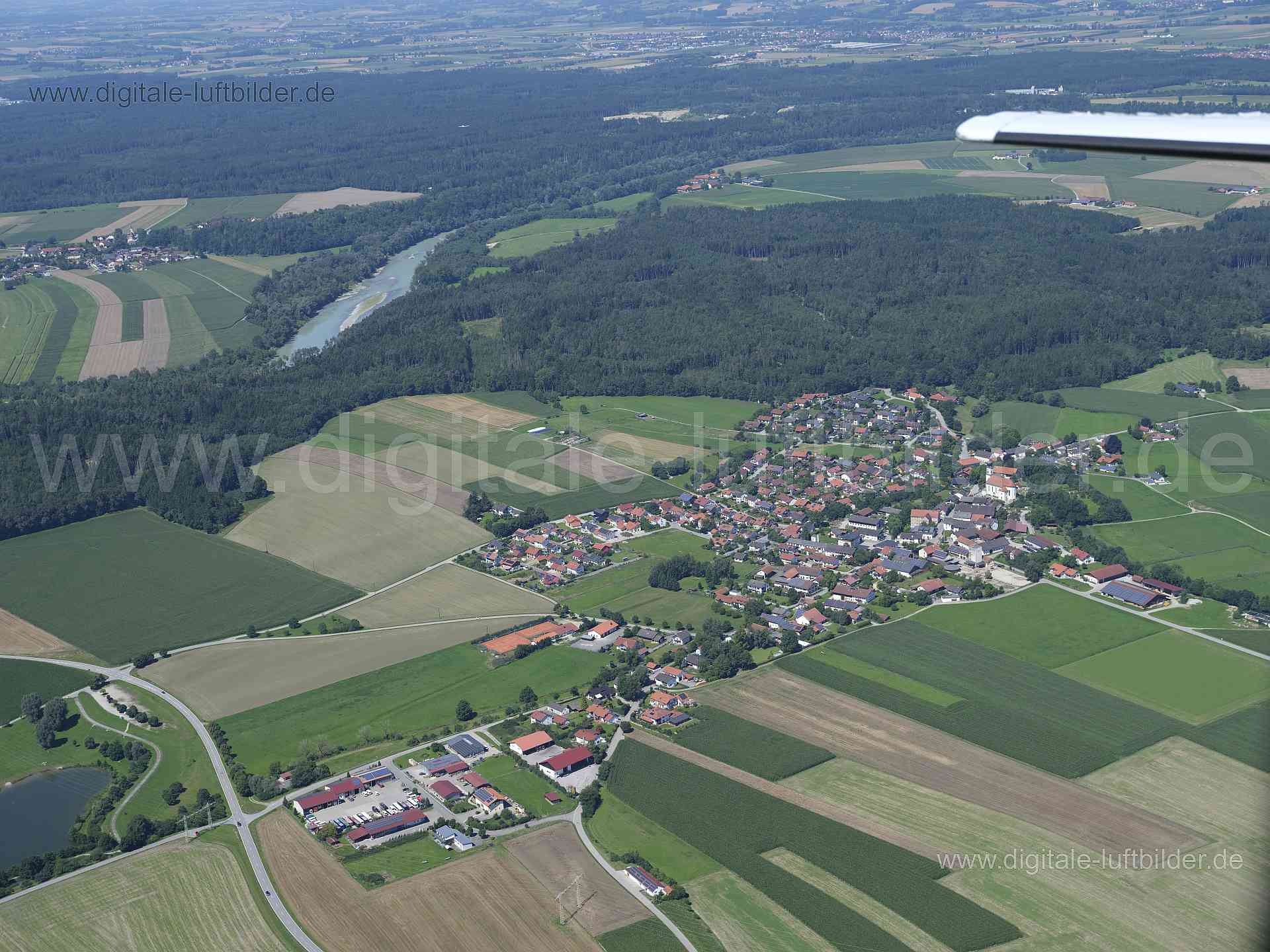 Luftaufnahme Oberflossing in Polling | Oberbayern, Bayern