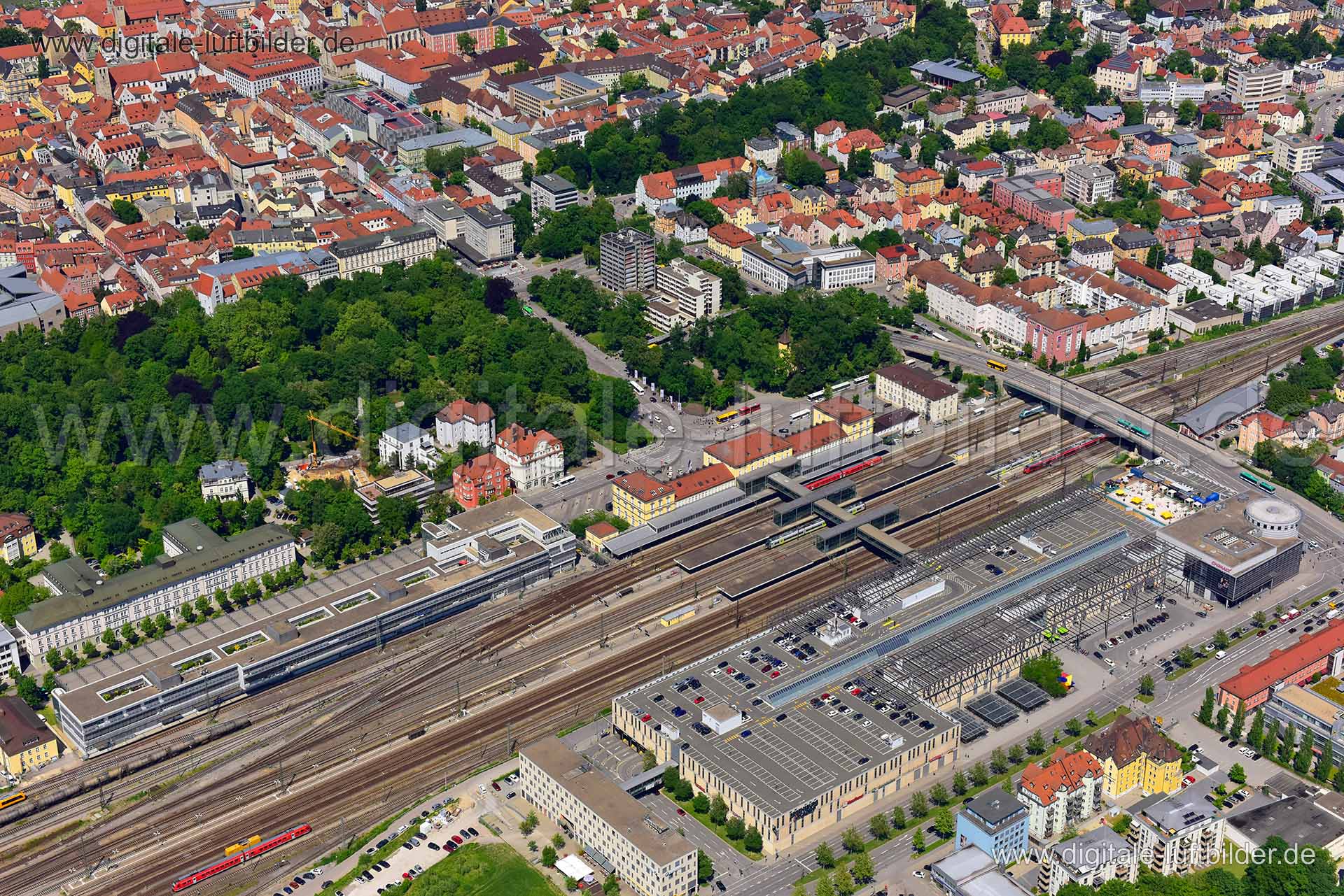 Luftaufnahme Hauptbahnhof in Regensburg | Oberpfalz, Bayern