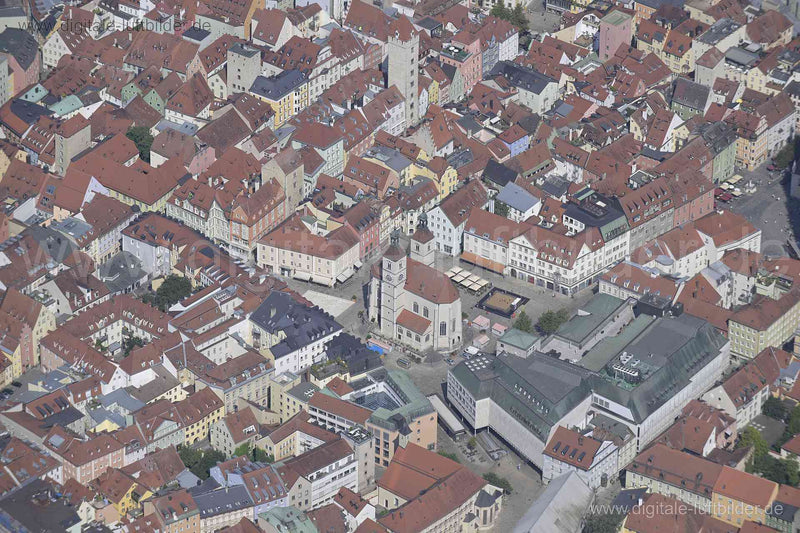 Luftaufnahme Neupfarrplatz in Regensburg | Oberpfalz, Bayern