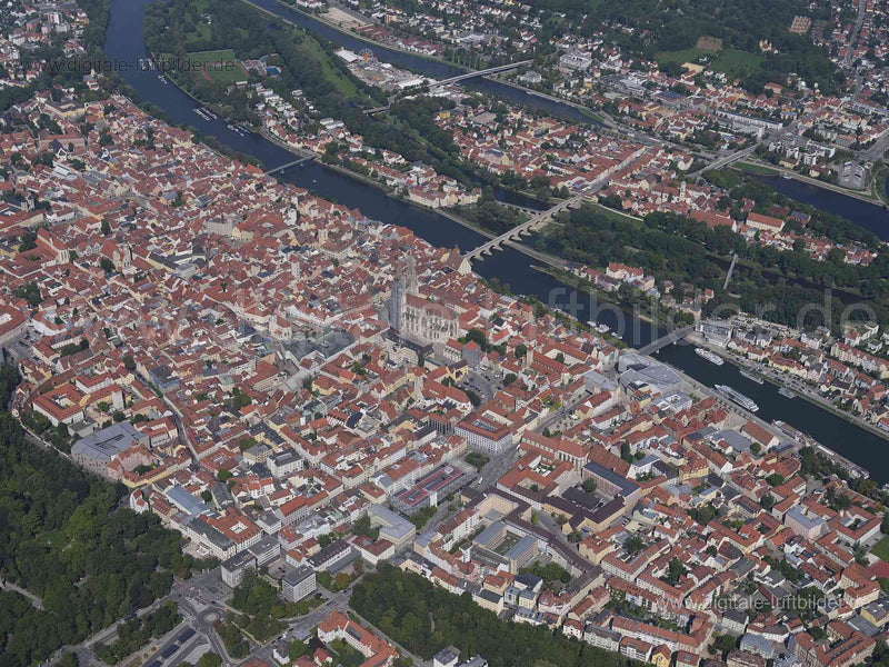 Luftaufnahme Regensburg in Regensburg | Oberpfalz, Bayern