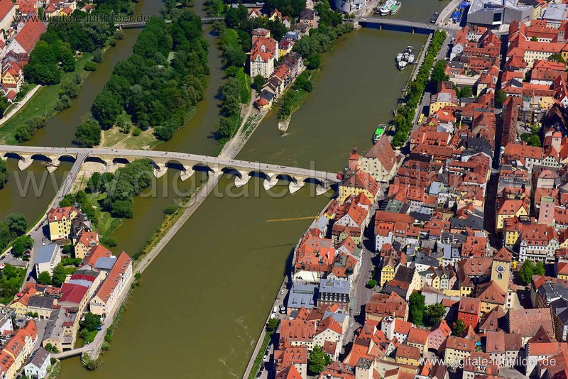 Luftaufnahme Regensburg in Regensburg | Oberpfalz, Bayern