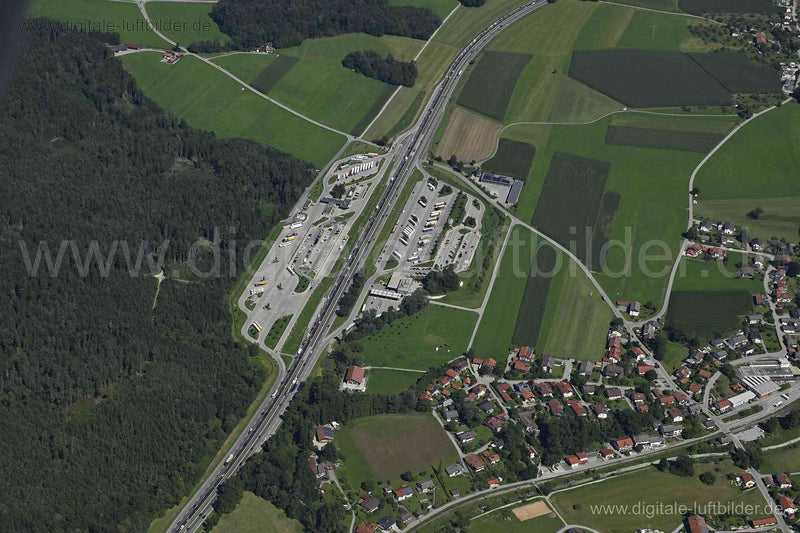 Luftaufnahme Raststätte Samerberg A8 in Rohrdorf | Oberbayern, Bayern