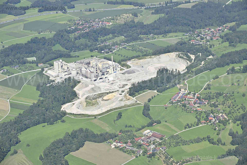 Luftaufnahme Steinbruch Rohrdorf in Rohrdorf | Oberbayern, Bayern