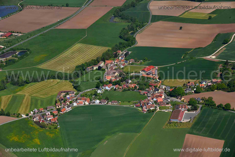 Luftaufnahme Neuses in Roßtal | Mittelfranken, Bayern