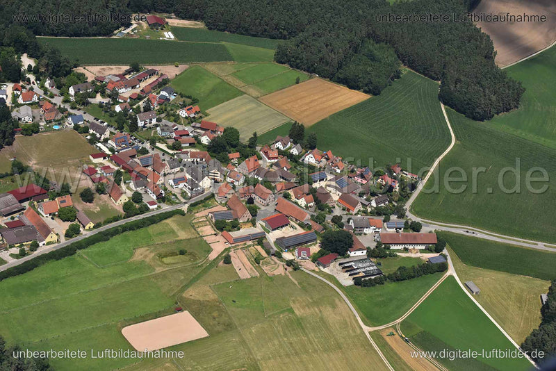 Luftaufnahme Büchenbach - Kühedorf in Roth | Mittelfranken, Bayern