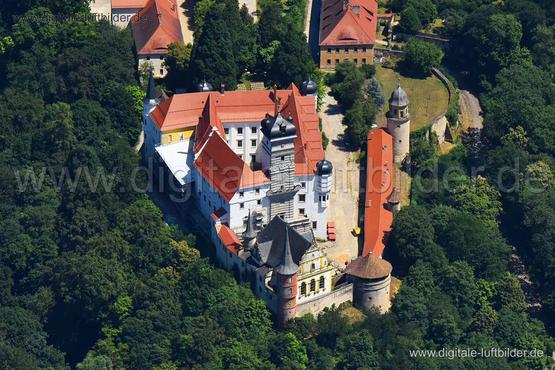 Luftaufnahme Schloss Schwarzenberg in Scheinfeld | Mittelfranken, Bayern
