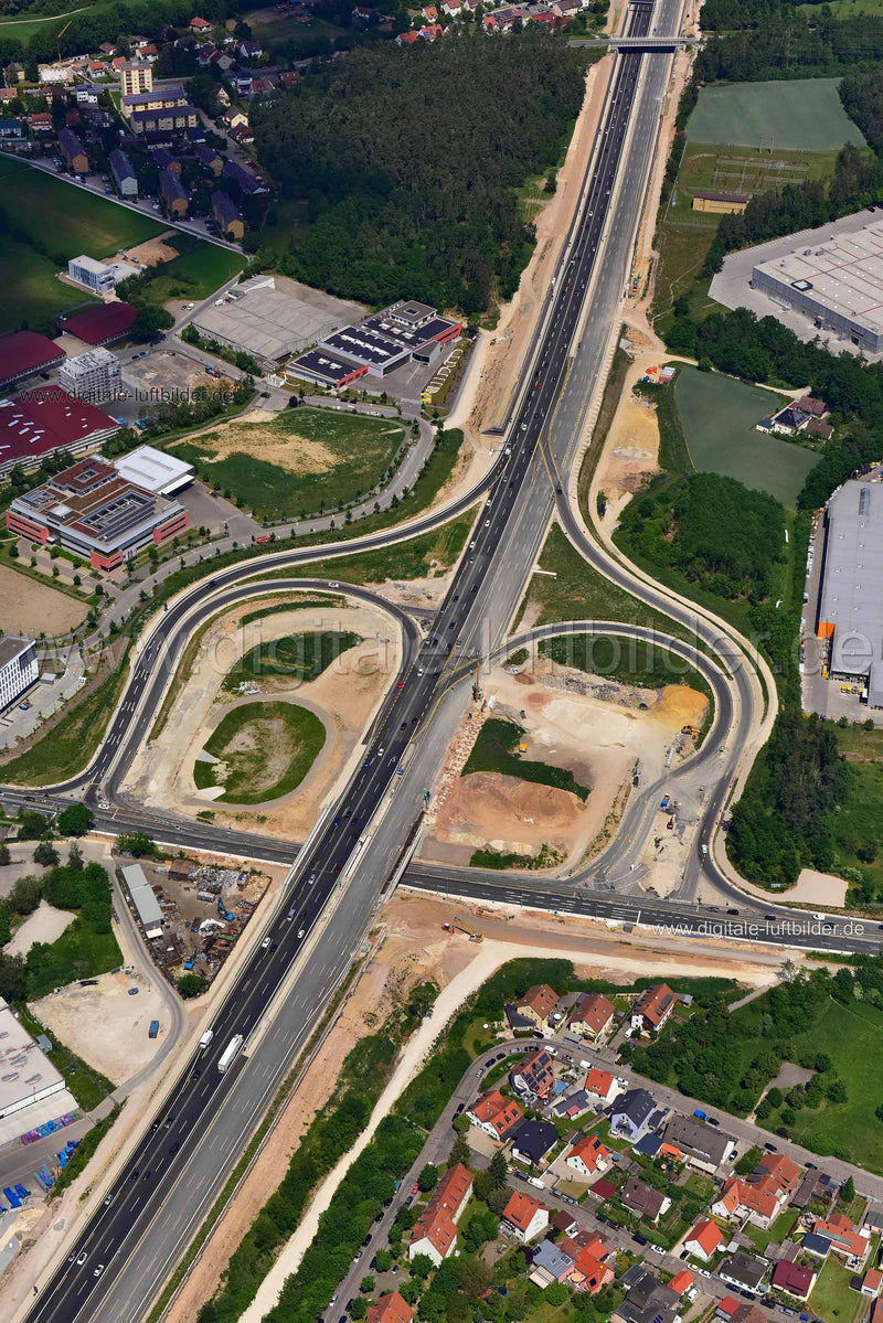 Luftaufnahme Autobahnausfahrt A6 Schwabach-Süd in Schwabach | Mittelfranken, Bayern