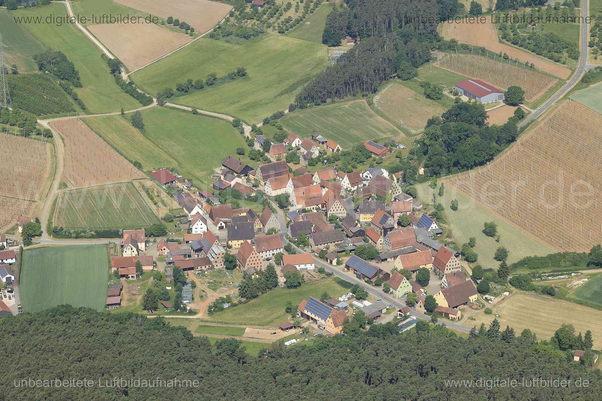 Luftbild - Mosbach, Ort: Spalt, Tags: Mosbach, Dorf, Dorfkern, ...