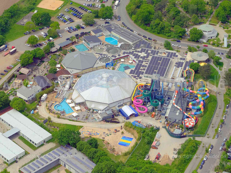 Luftbild - Palm Beach, Ort: Stein, Tags: Stein bei Nürnberg, Palm Beach, Freibad, Therme, Schwimmbad, Saunadorf, , Albertu...