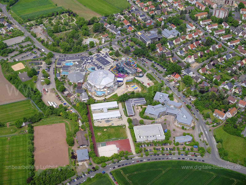 Luftbild - Palm Beach, Ort: Stein, Tags: Stein bei Nürnberg, Palm Beach, Freibad, Therme, Schwimmbad, Saunadorf, , Albertu...